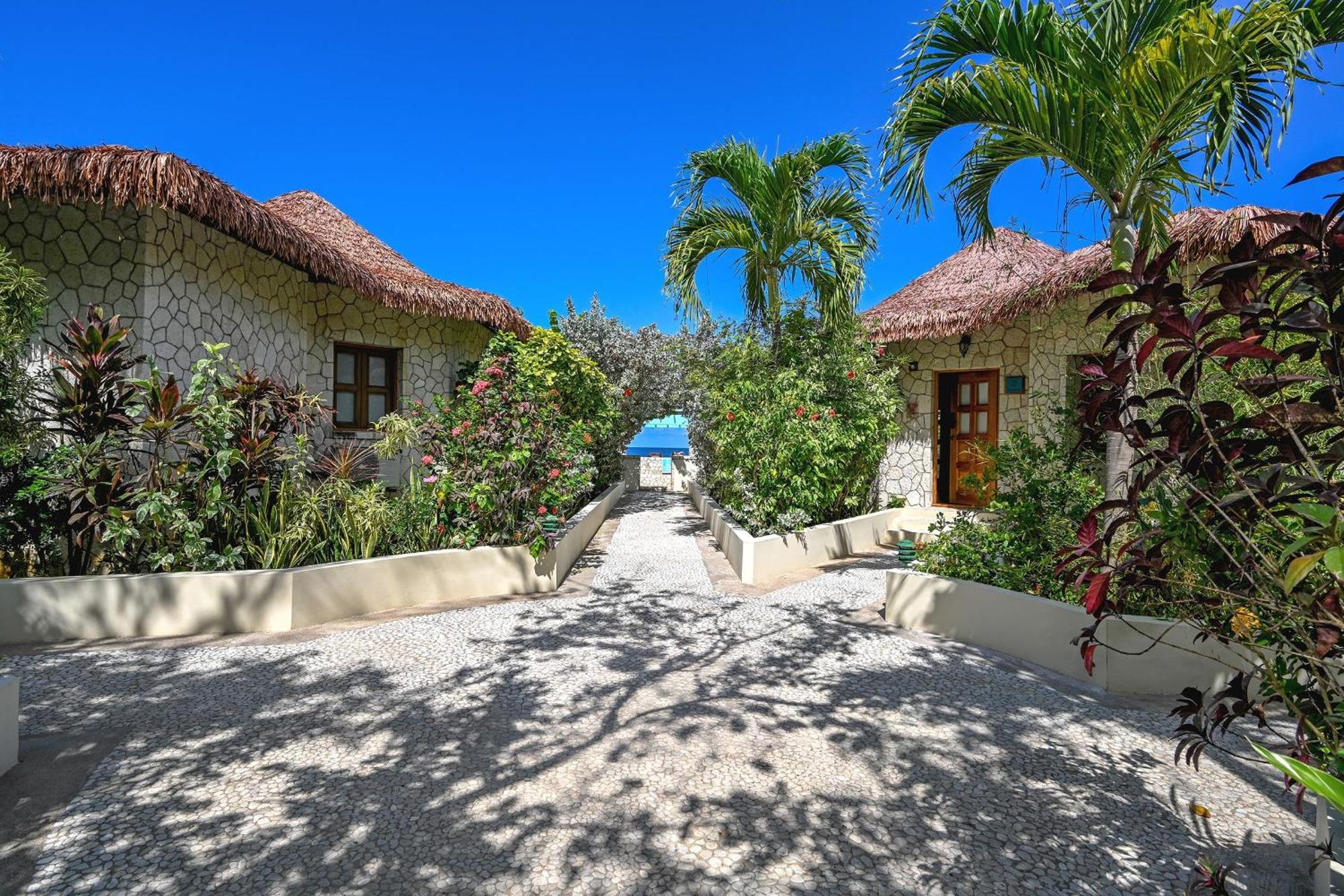 Ocean Cliff Hotel Negril Limited - Adults Only Eksteriør billede