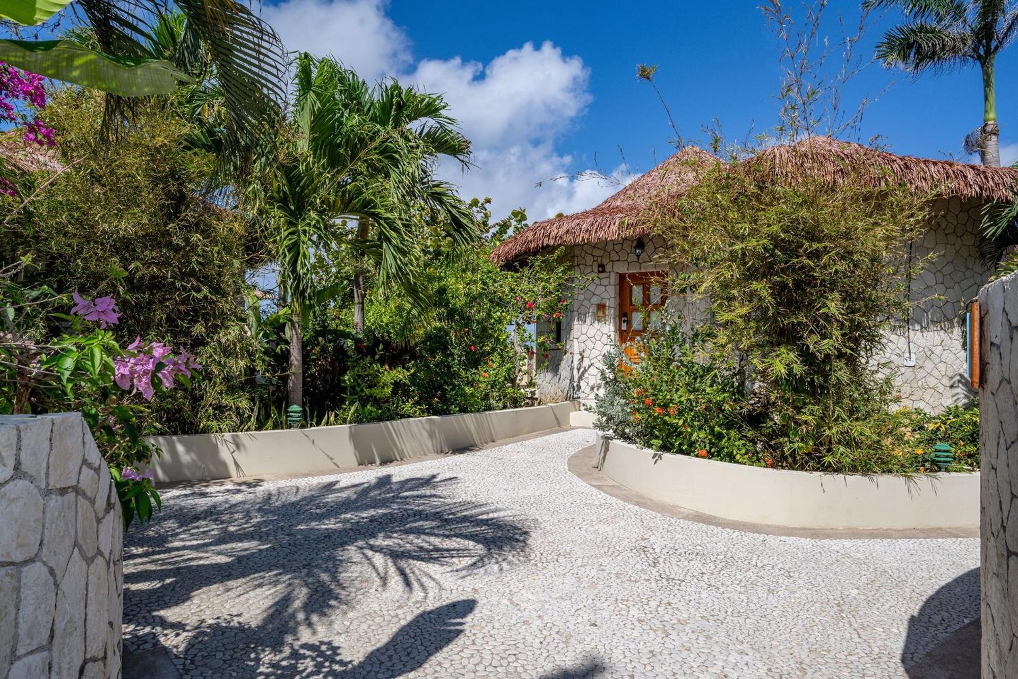 Ocean Cliff Hotel Negril Limited - Adults Only Eksteriør billede